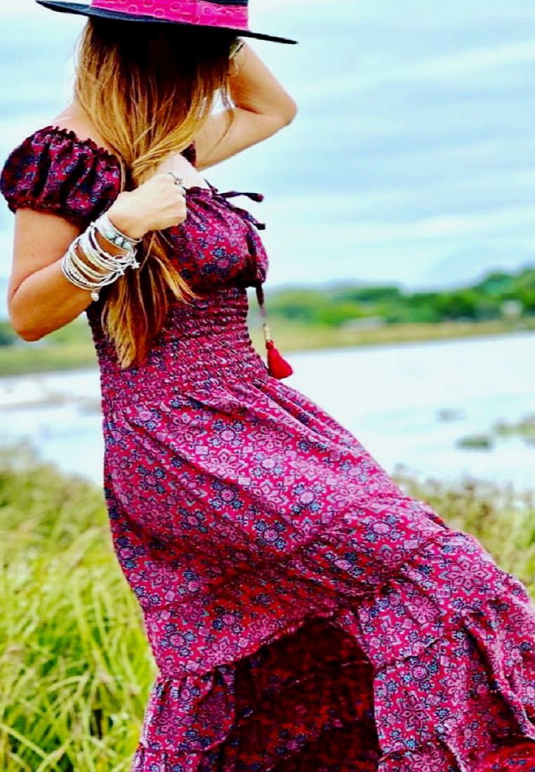 Maxi dress with ruched waist hot sale