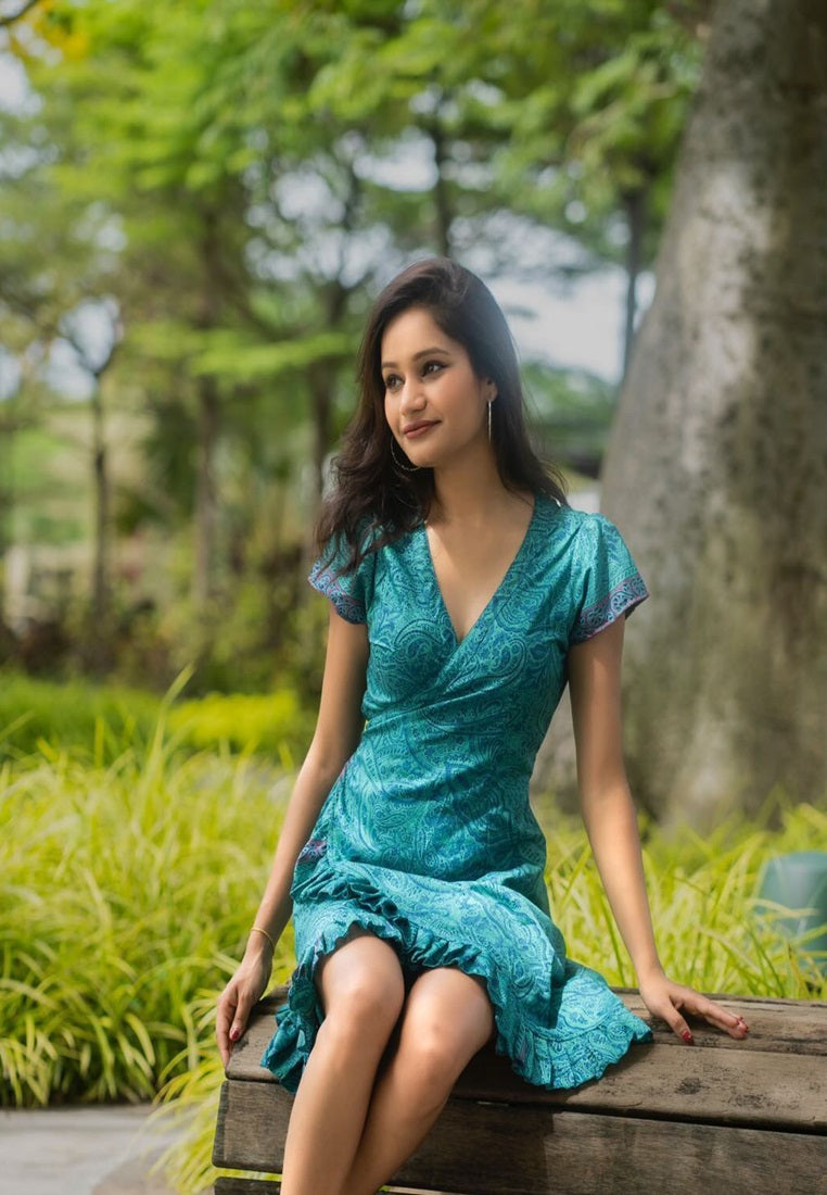 green dress singapore Farm Rio Green Monstera Leaf Sleeveless Maxi Dress Brisa Singapore