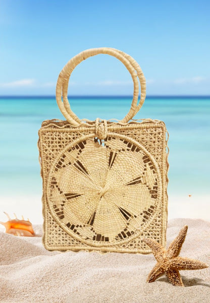 Iraca Palm Tote Handwoven Bag - Beige Sqaure Handwoven Bag